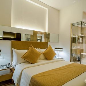 Junior King Room